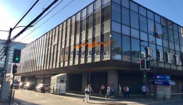 Invierte en una Oficina completamente Remodelada