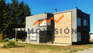 Hermosa Casa en Parcela
